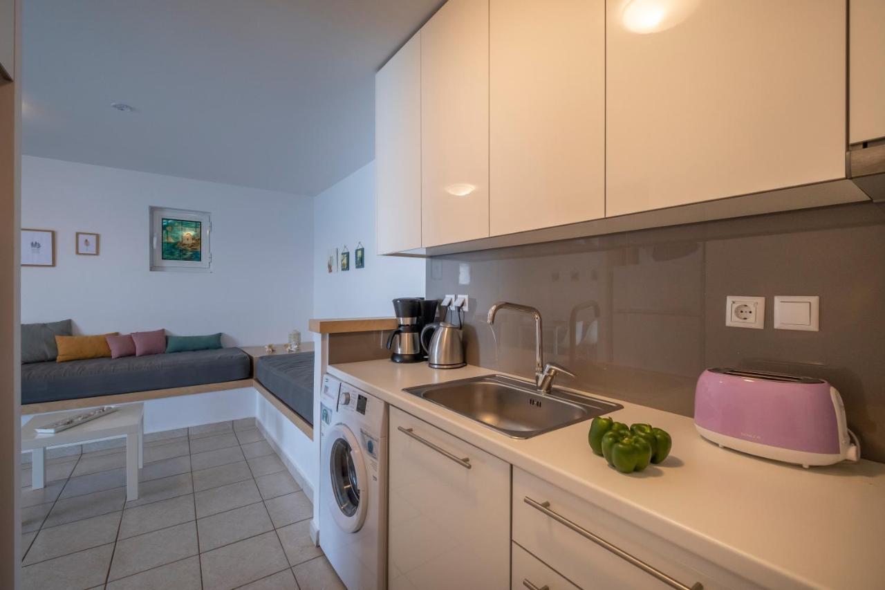 Meli Apartments & Villas Kiveri Ngoại thất bức ảnh
