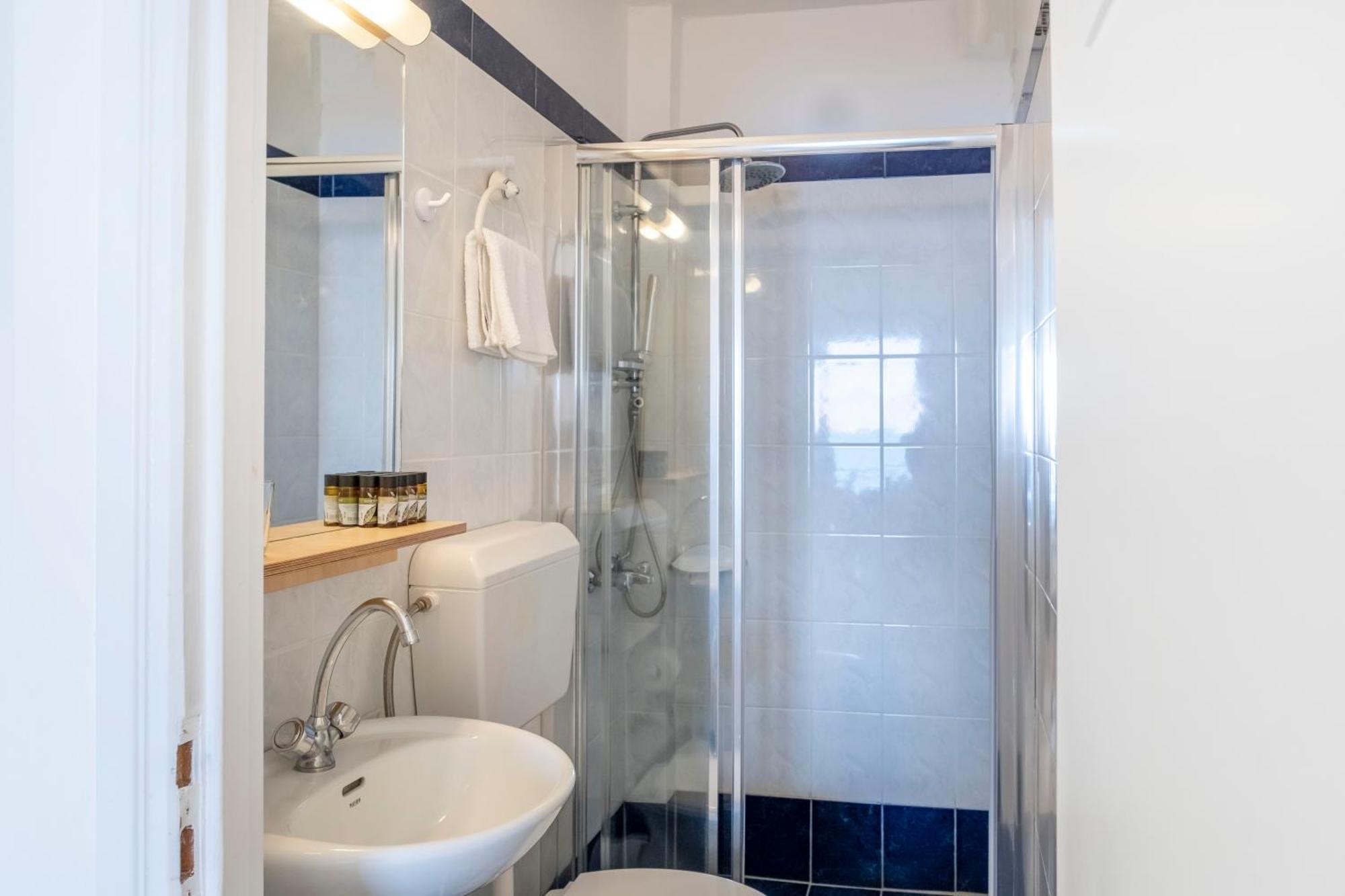 Meli Apartments & Villas Kiveri Ngoại thất bức ảnh